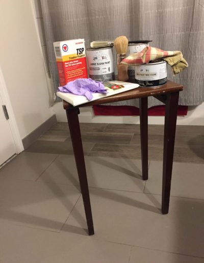 Chalk paint supplies on table