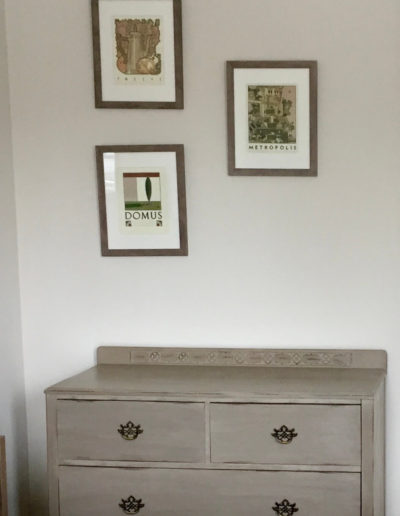 Chalk painted Chest of drawers