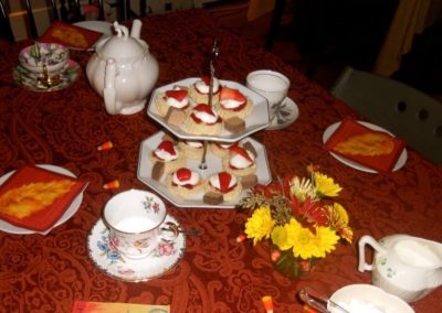 autumn tea table